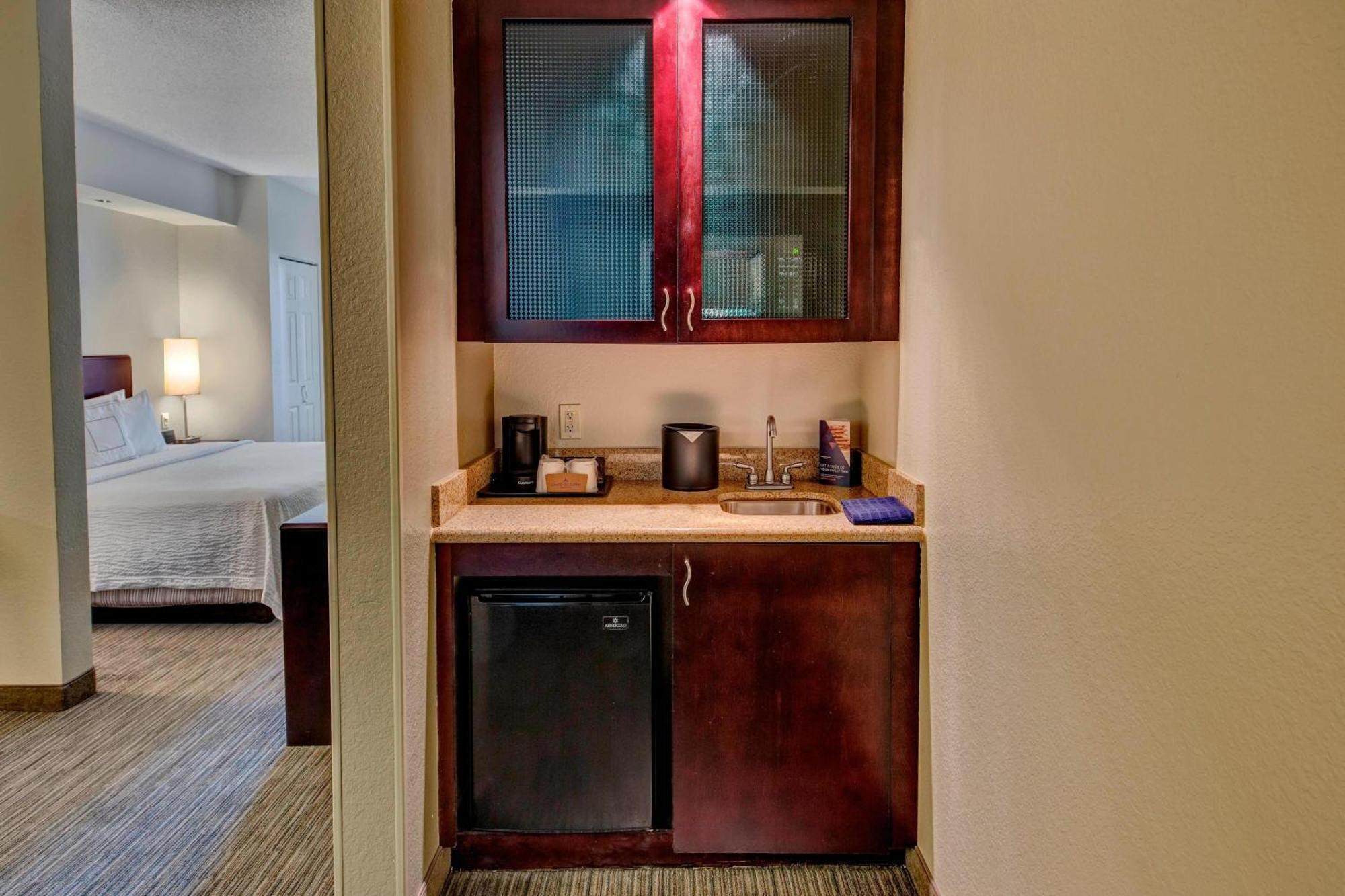 Springhill Suites By Marriott Naples Golden Gate Екстер'єр фото